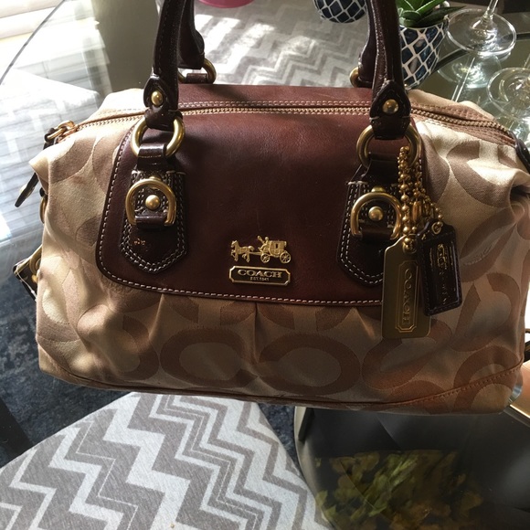 Authentic cloth and leather Coach bag! - Picture 2 of 7